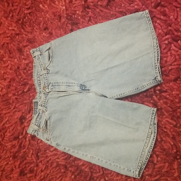 Levi's Other - Original 1997 Levi's 560 Waist 36 in. by 11 in. long shorts. Great condition!